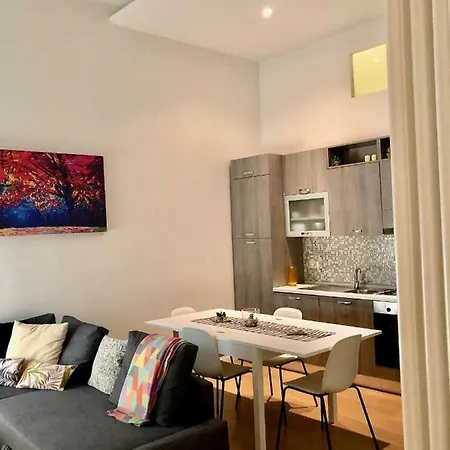 La Galleria Dai Navigli Al Duomo Apartment *