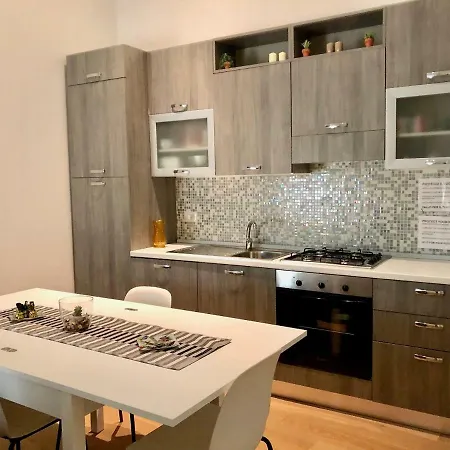 Apartment La Galleria Dai Navigli Al Duomo