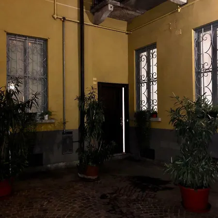 Appartamento La Galleria Dai Navigli Al Duomo *